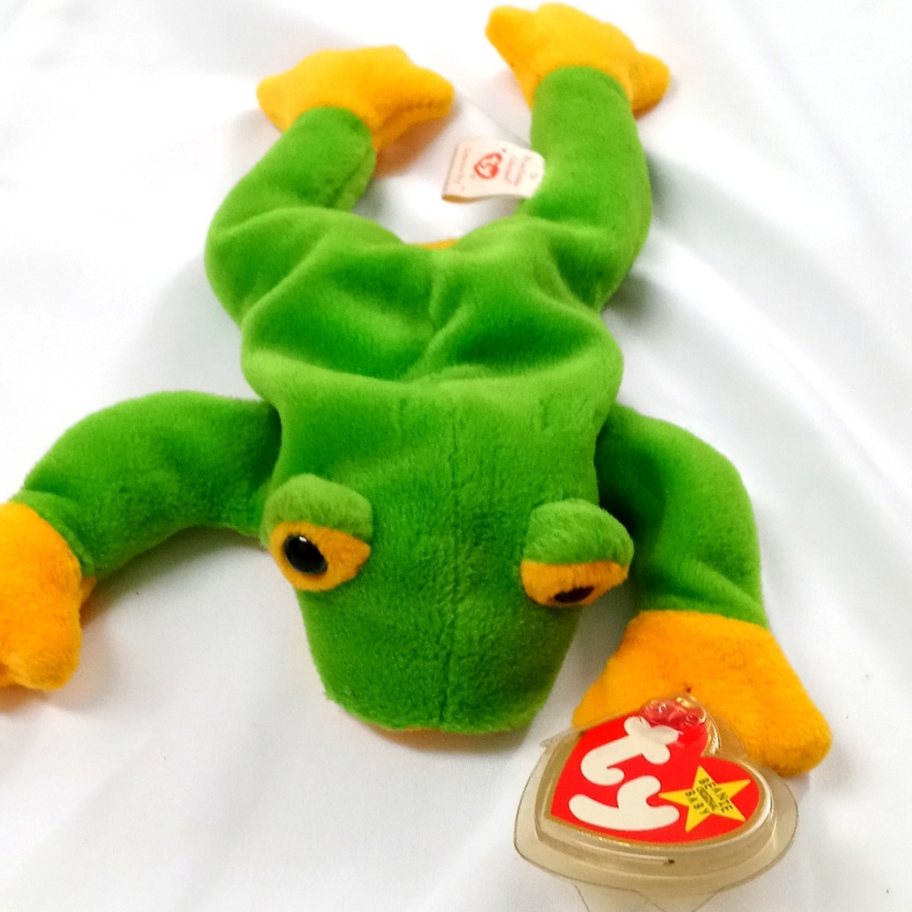 AVAILABLE Vintage 1997 Ty Beanie Baby Smooch the frog w/ ERRORS